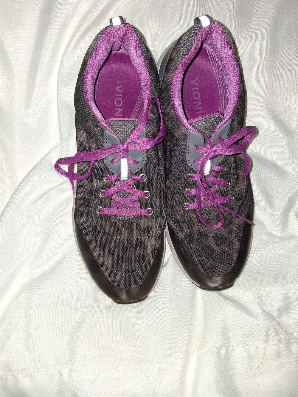 Vionic Women's Purple Leopard-Print Sneakers